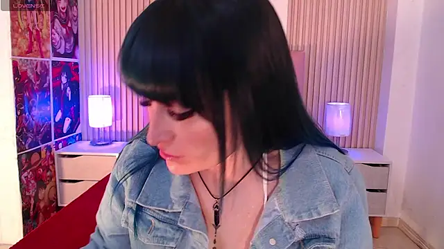 alicia moom online show from 6, 6, 2026