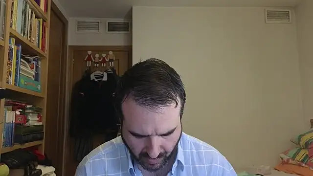 curiosillo83 online show from 11, 6, 2026