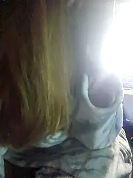 Crazylilredhead69 online show from 15, 2, 2025