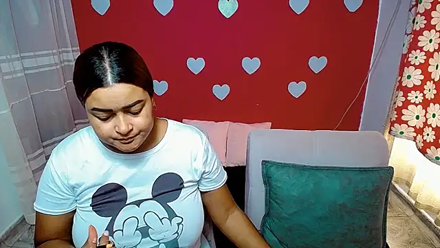 Snapshot of violeta_rous chatting on 3, 6, 2026 violeta rous online show from 3, 6, 2026