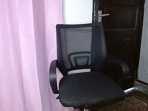 savage laura online show from 19, 5, 2026