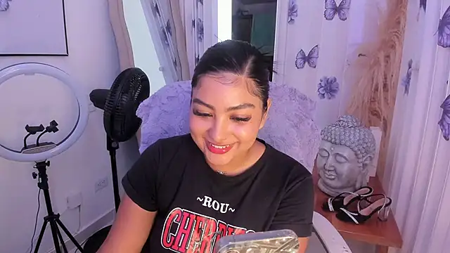 NatashaBrown12 online show from 5, 6, 2026