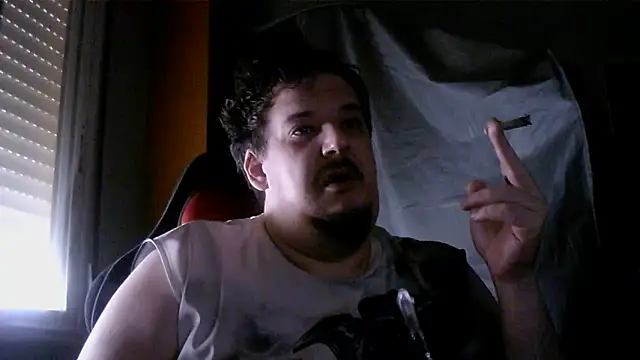 Snapshot of porkorossy chatting on 14, 6, 2026 porkorossy online show from 14, 6, 2026