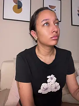 DianaHopson online show from 18, 6, 2026