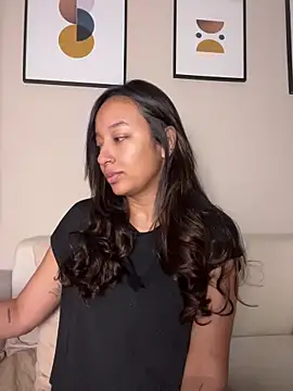 DianaHopson online show from 23, 6, 2026