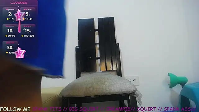 vegalaura   online show from 17, 6, 2026