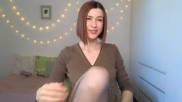 AliciaNewell online show from 23, 6, 2026