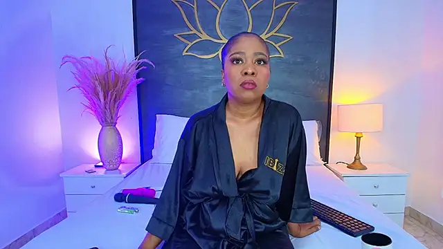 AlisonTravis online show from 20, 6, 2026