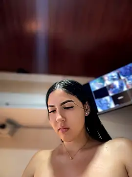 MarianaBenz online show from 28, 6, 2026