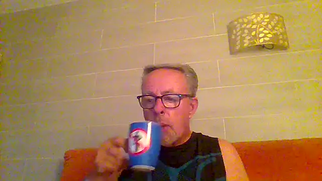 tuggy59 online show from 17, 6, 2026
