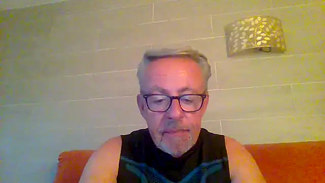 tuggy59 online show from 18, 6, 2026