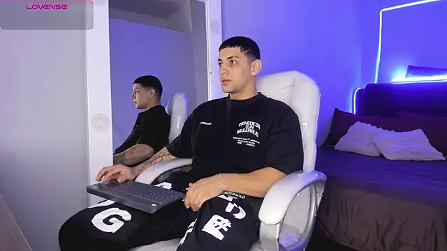 Alex cute77 online show from 17, 6, 2026