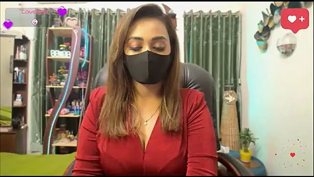 Snapshot of OH-Monica chatting on 10, 5, 2026 OH-Monica online show from 10, 5, 2026