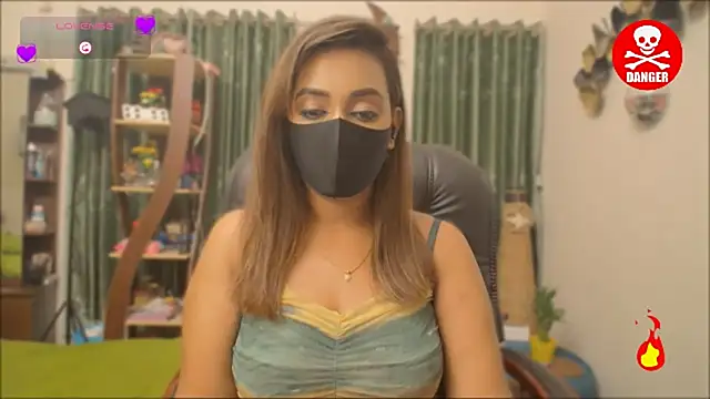 Snapshot of OH-Monica chatting on 14, 5, 2026 OH-Monica online show from 14, 5, 2026