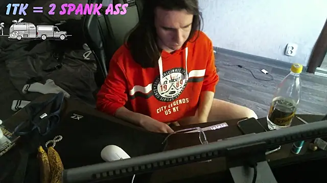 Snapshot of izilizi_23 chatting on 18, 6, 2026 izilizi 23 online show from 18, 6, 2026