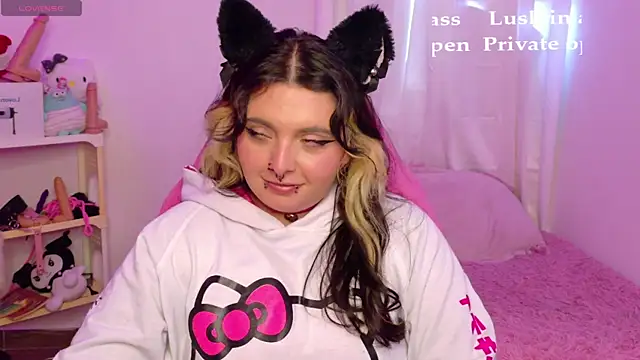 Snapshot of Sachi_Meow chatting on 26, 5, 2026 Sachi Meow online show from 26, 5, 2026