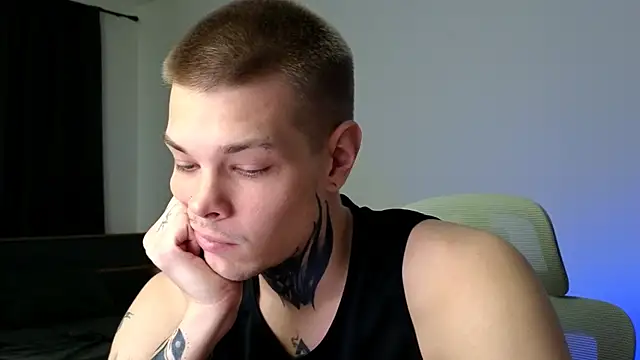 DENIS HERE online show from 25, 5, 2026
