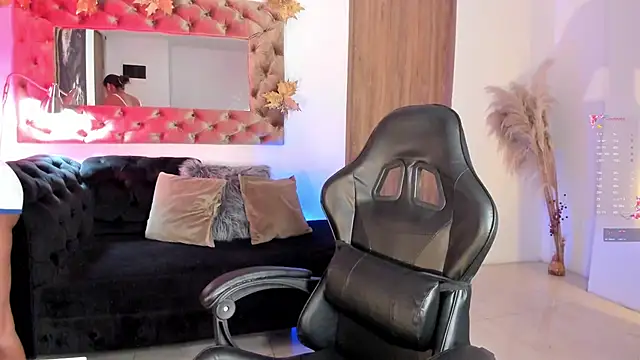 AmelyaMann online show from 19, 6, 2026