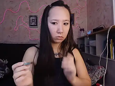 Japabaixinha online show from 10, 6, 2026