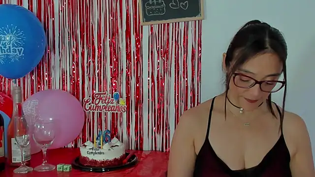 Jessica Herrera  online show from 8, 6, 2026