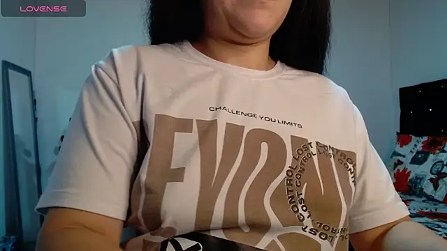 soniafuckboobs online show from 5, 6, 2026