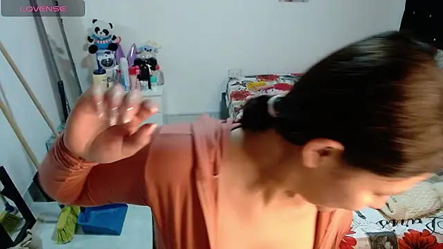 soniafuckboobs online show from 8, 6, 2026