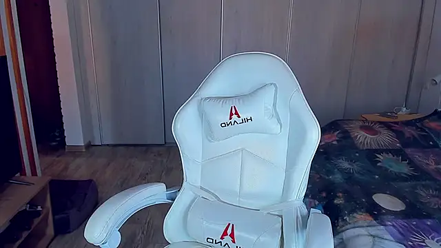 ice pixie online show from 18, 6, 2026
