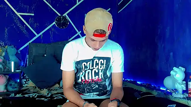 Liamscott  online show from 19, 6, 2026