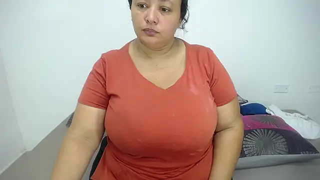 CrushOnMe  online show from 20, 6, 2026
