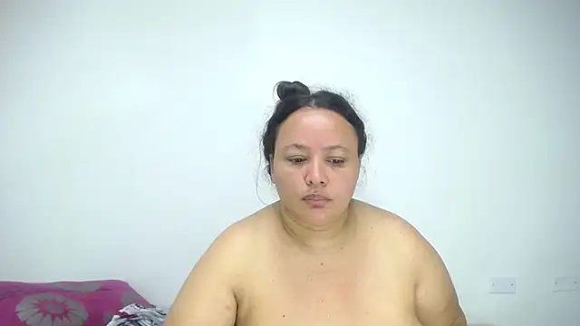 CrushOnMe  online show from 23, 6, 2026