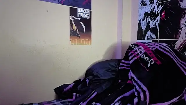 Snapshot of just_fucks chatting on 29, 5, 2026 just fucks online show from 29, 5, 2026