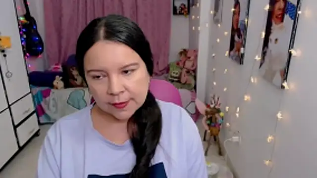 claryssa  online show from 6, 6, 2026