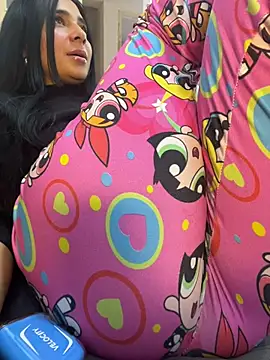 Meganmilk1 online show from 25, 6, 2026