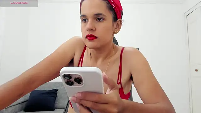 natalia curvy1 online show from 16, 6, 2026