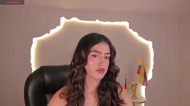 PaulinaSantos  online show from 20, 6, 2026