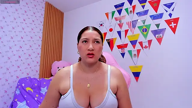 Soyqueen online show from 19, 6, 2026