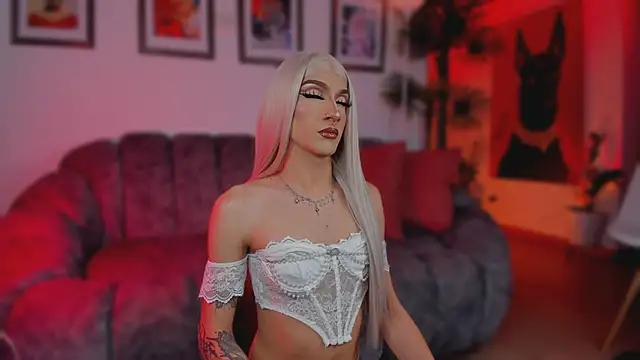 Taylor  foxxx online show from 13, 6, 2026