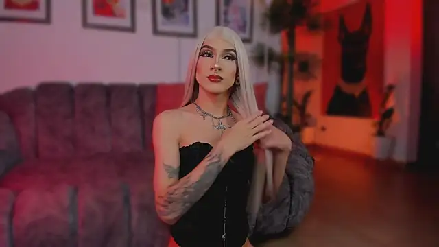 Taylor  foxxx online show from 25, 6, 2026