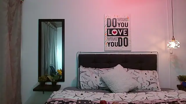 Dominik girl online show from 14, 6, 2026