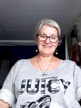 irinamaux online show from 20, 6, 2026