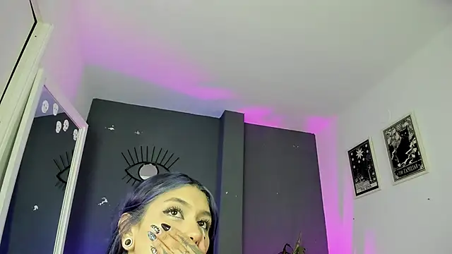 Raven Witch  online show from 5, 6, 2026
