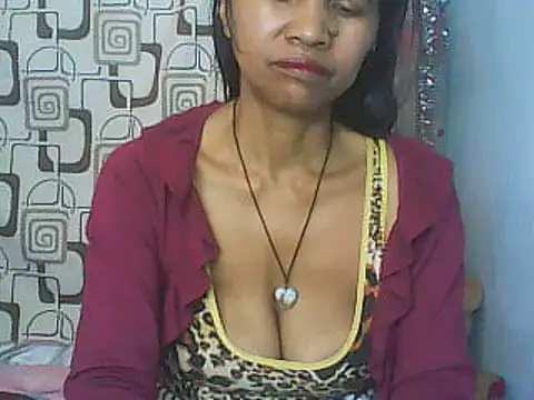 nene belle online show from 13, 6, 2026