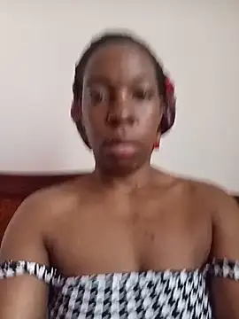 vanillacutie online show from 25, 5, 2026