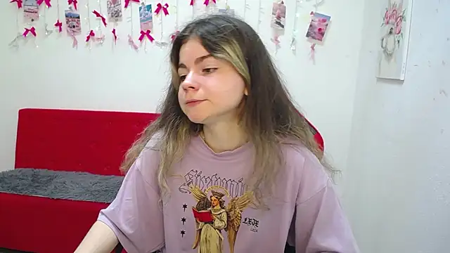 TinaRedly online show from 18, 5, 2026