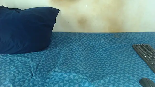FAT ASS27 online show from 20, 6, 2026