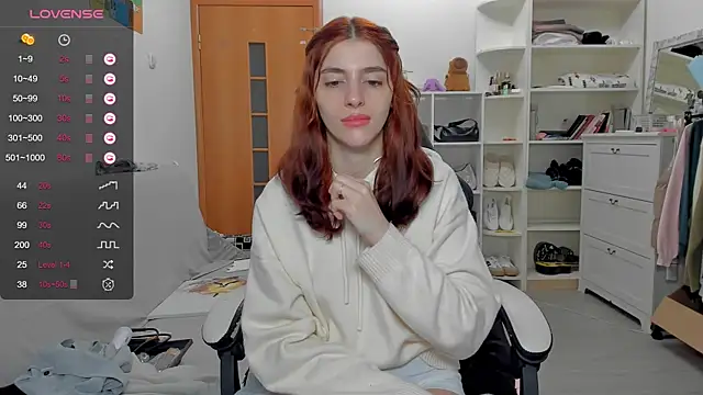 Snapshot of broosnica1 chatting on 28, 5, 2026 broosnica1 online show from 28, 5, 2026