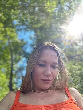 LavenderHot online show from 5, 6, 2026