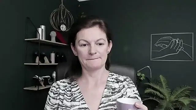 VivianWILD online show from 18, 6, 2026