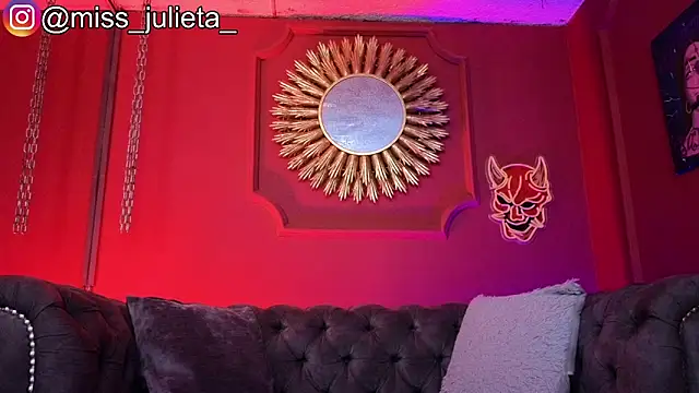 Julieta Russell online show from 20, 6, 2026
