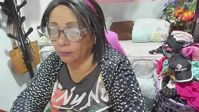 Mrs mommy  online show from 8, 6, 2026